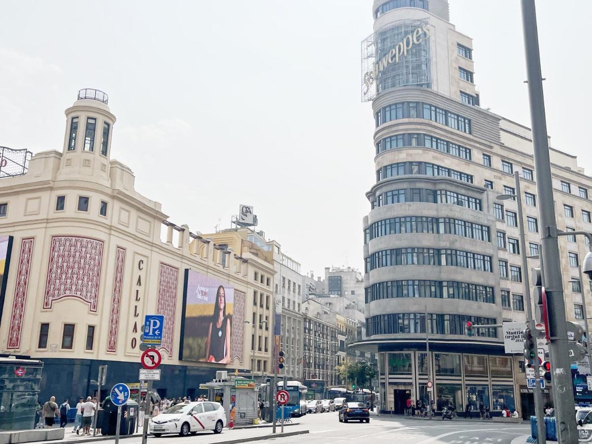 Apartament Chic4 Luxury Gran Via Madryt Zewnętrze zdjęcie