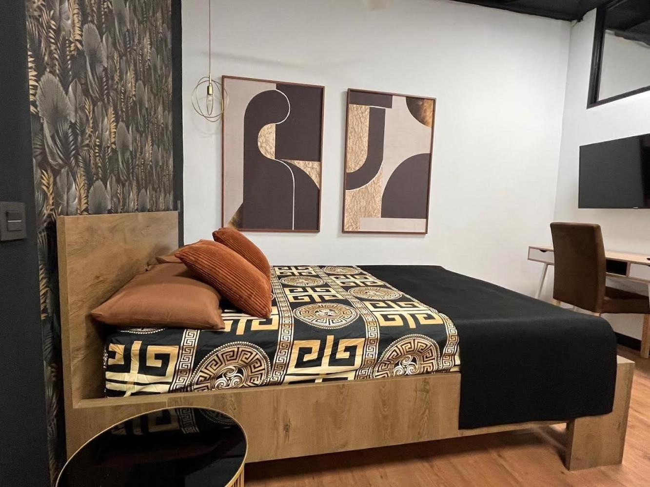 Apartament Chic4 Luxury Gran Via Madryt Zewnętrze zdjęcie